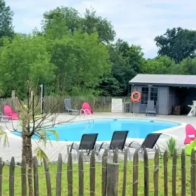 Camping 3 étoiles - Piscine - ccbbehi