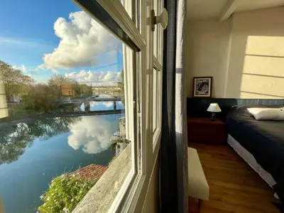 Vue sur la rivière ou le fleuve situé(e) à proximité de la maison de vacances