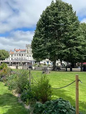 Jardin de l'établissement La casuccia Galliéni