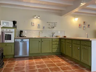 Cuisine ou kitchenette dans l'établissement Gîte des Vignes