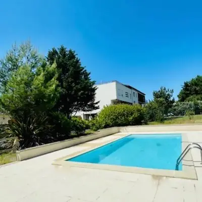 Apartment with terrace and pool