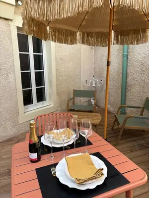 Boissons dans l'établissement Love Room L'Entre Nous