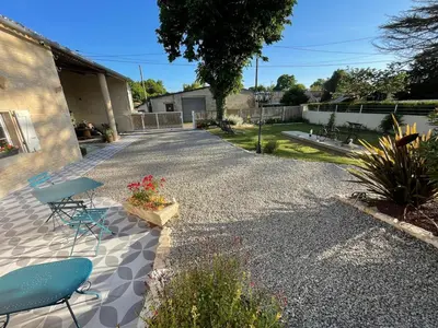 Jardin de l'établissement La petite maison d a cote