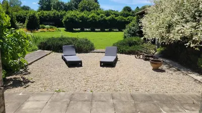 Jardin de l'établissement La Treille - Grand jardin avec Piscine & Tennis