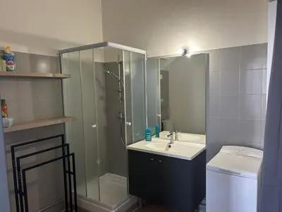 Salle de bains dans l'établissement Chez Zélie