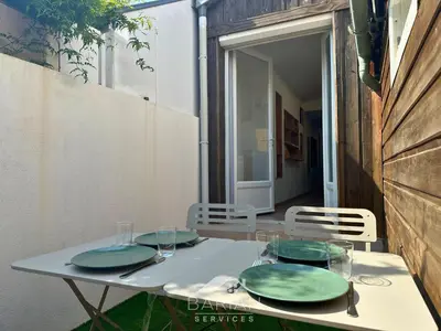 Plan de l'établissement 7min de la plage - Maison typique - Cour privative