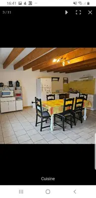 Cuisine ou kitchenette dans l'établissement Gîte de l'aliger