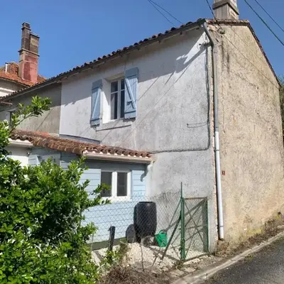 Cosy French retreat in Brettes