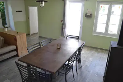 Plan de l'établissement Maison 3 chambres , terrasse et garage à 20 min de La Rochelle