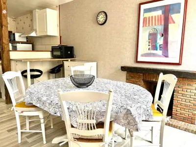 Cuisine ou kitchenette dans l'établissement Appartement 1 chambre avec terrasse