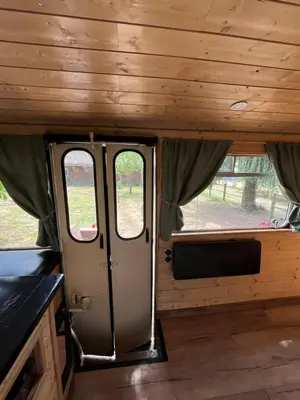 Plan de l'établissement Bus insolite