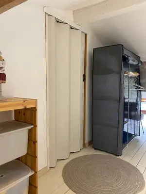 Un ou plusieurs lits dans un hébergement de l'établissement Maison calme en campagne