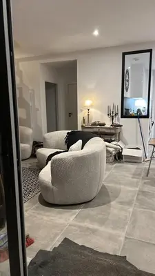 Coin salon dans l'établissement FOURAS villa Jean Michèle Villa Neuve en front de mer
