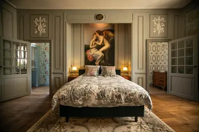 Un ou plusieurs lits dans un hébergement de l'établissement Chateau de Russas, chambre d'hote