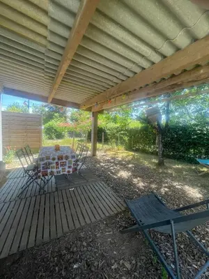 Jardin de l'établissement Petite maison proche Marais Poitevin, Puy dufou