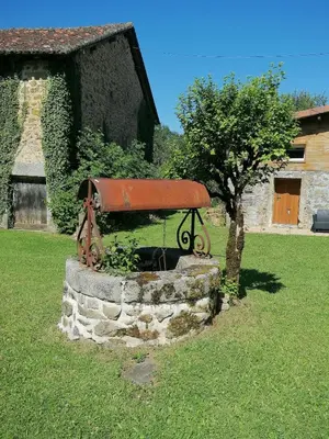 Jardin de l'établissement Maison de Paix - The Piggery