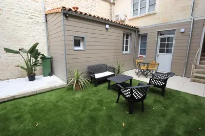 Jardin de l'établissement Le Patio du 71 D