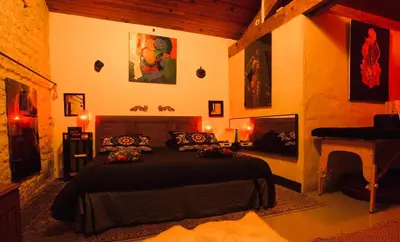 Un ou plusieurs lits dans un hébergement de l'établissement LoveRoom Adults-Only