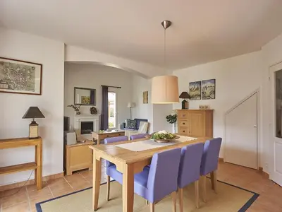 Cuisine ou kitchenette dans l'établissement Luxury Villa in France with Pool