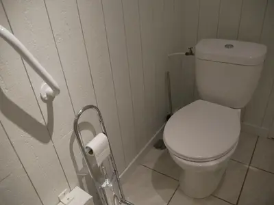 Salle de bains dans l'établissement L'Enclos de La Grande Flûte