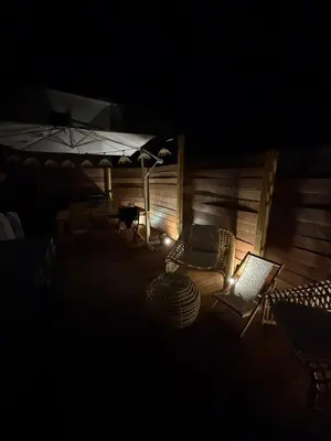 Un ou plusieurs lits dans un hébergement de l'établissement Cocon avec jacuzzi