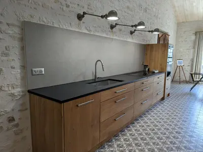 Cuisine ou kitchenette dans l'établissement Maison Prunier