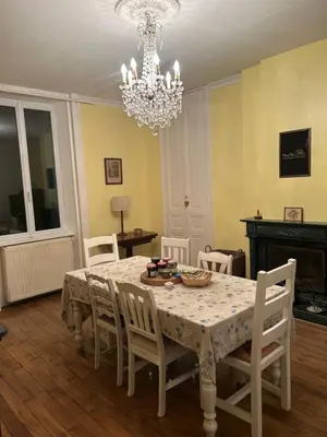 Coin salon dans l'établissement LA Combe