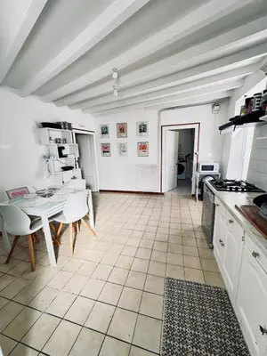 Cuisine ou kitchenette dans l'établissement Cozy house