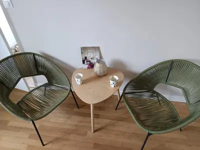 Coin salon dans l'établissement Grand appartement 80 m2 centre ville lumineux