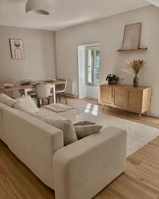 Coin salon dans l'établissement Le Cocon - Appartement avec salle de Cinéma