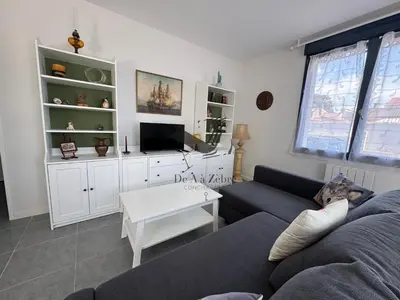 Télévision ou salle de divertissement dans l'établissement Maison Beauséjour