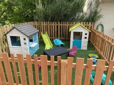 Plan de l'établissement Chalet confortable avec terrasse pour 2 personnes - API-1-52-559