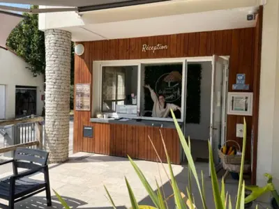Plan de l'établissement Chalet confortable avec terrasse pour 2 personnes - API-1-52-559