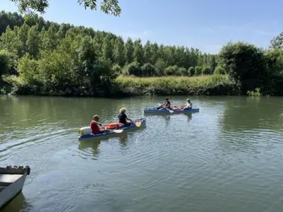 Vue sur la rivière ou le fleuve situé(e) à proximité de le camping