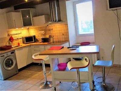 Cuisine ou kitchenette dans l'établissement à 10mn RN10 et RN141 ,15mn Angouleme, Cognac, Barbezieux,1h Bordeaux, !