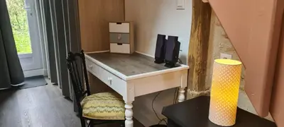 Cuisine ou kitchenette dans l'établissement Le Mezzo - Parking gratuit - 10min Poitiers Centre, CREPS, chantier SNCF - 5min Vouneuil-sous-Biard - Proche Domaine des Piliers