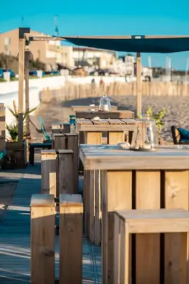 Balcon ou terrasse dans l'établissement Hôtel Le Rivage vue sur mer - Châtelaillon-plage