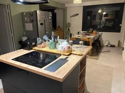 Cuisine ou kitchenette dans l'établissement Chez Emma