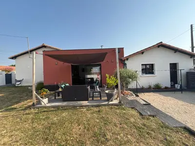 Bâtiment de le séjour chez l'habitant