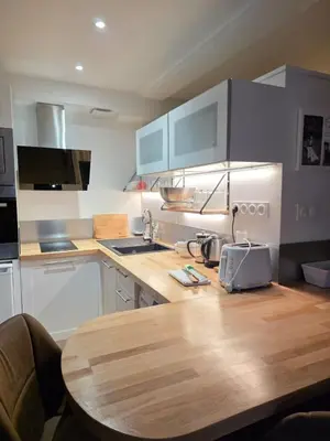 Cuisine ou kitchenette dans l'établissement Studio 2 personnes proche du Futuroscope