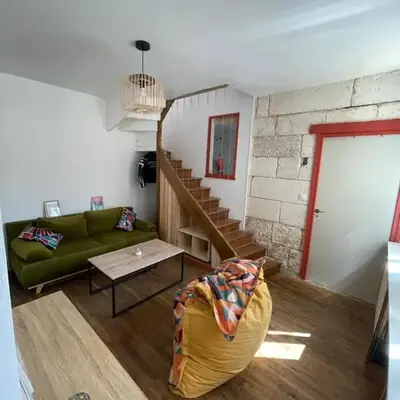 Maison avec terrasse et jardin