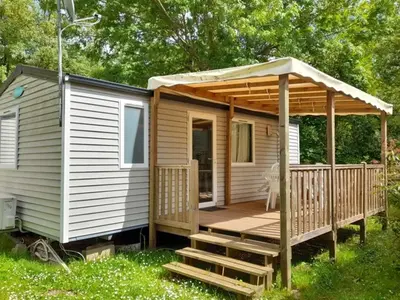 Jardin de l'établissement Mobil-home cosy 4 pers avec terrasse - API-1-52-750