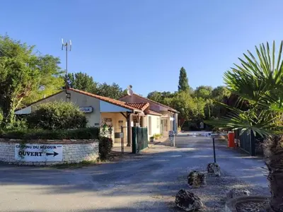 Quartier de le camping ou autre quartier proche