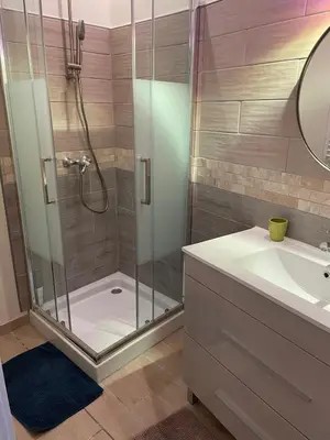 Salle de bains dans l'établissement Studio charmant