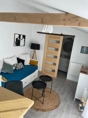 Coin salon dans l'établissement Studio charmant