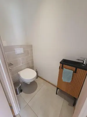 Salle de bains dans l'établissement Le Refuge de la Plage