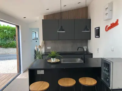 Cuisine ou kitchenette dans l'établissement Bluebell cottage