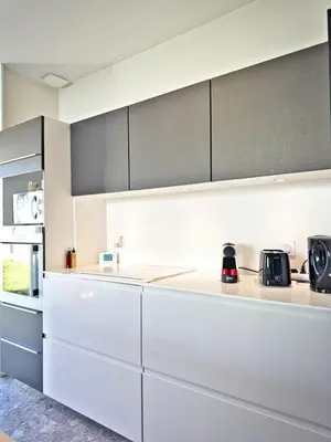 Cuisine ou kitchenette dans l'établissement Petit Albert, confortable, proche de La Rochelle