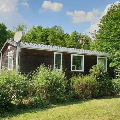 Mobil-home 6 pers avec terrasse à Chaillé-les-Marais - API-1-52-499