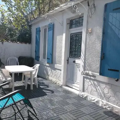 Petite maison CHATELNANON à 250 mètres de la mer